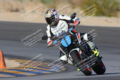 media/Dec-18-2022-SoCal Trackdays (Sun) [[8099a50955]]/Turn 10 (140pm)/